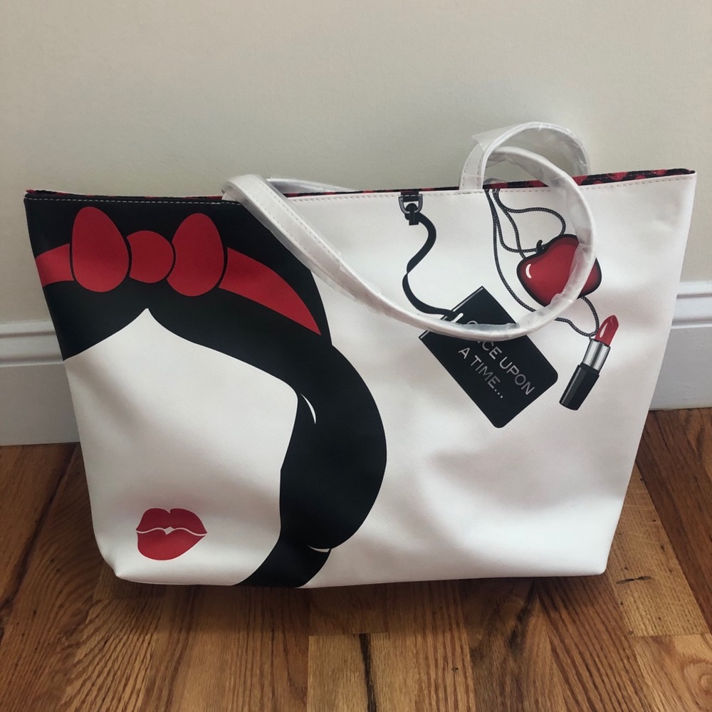 NWOT Disney Snow White Tote Bag